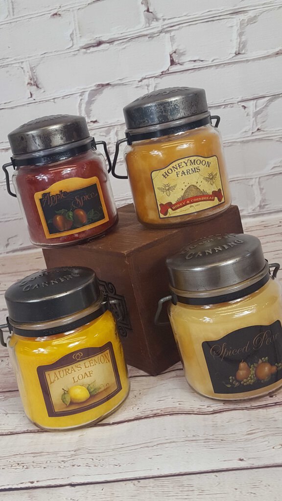 Laura's Lemon Loaf - Classic Jar Candle - 16oz JLL-16