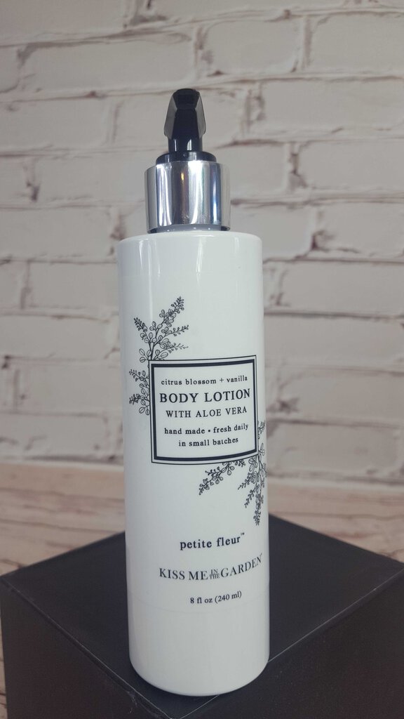 Body Lotion 8 oz Petite Fleur